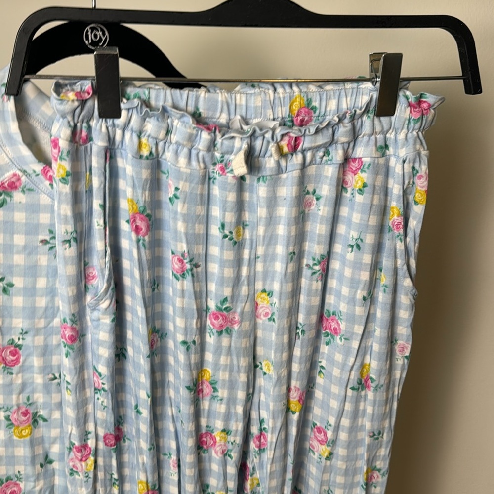 Women's Blue Floral Gingham Long-Sleeve Pajama Set - Picture 6 of 9